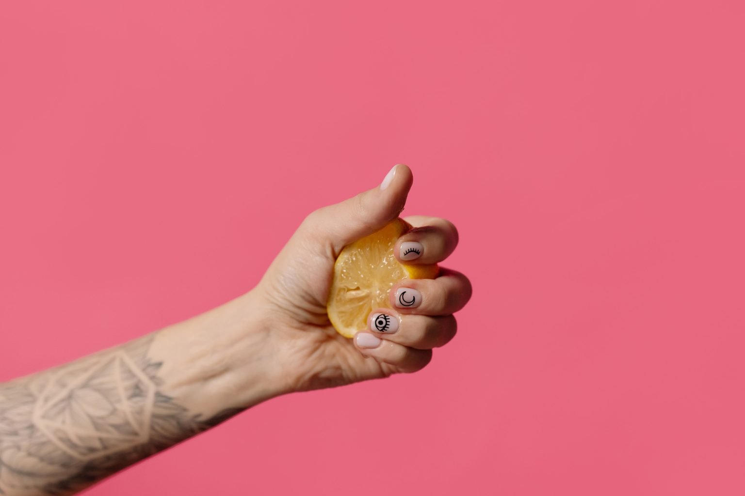 Acrylic Stick-On Nails' life