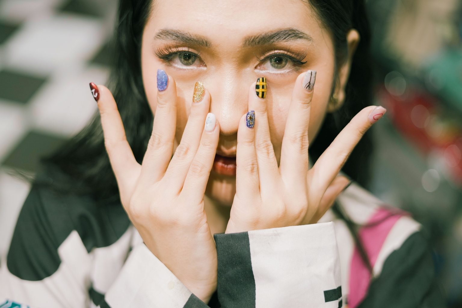 How to Remove Stick-On Nails Safely